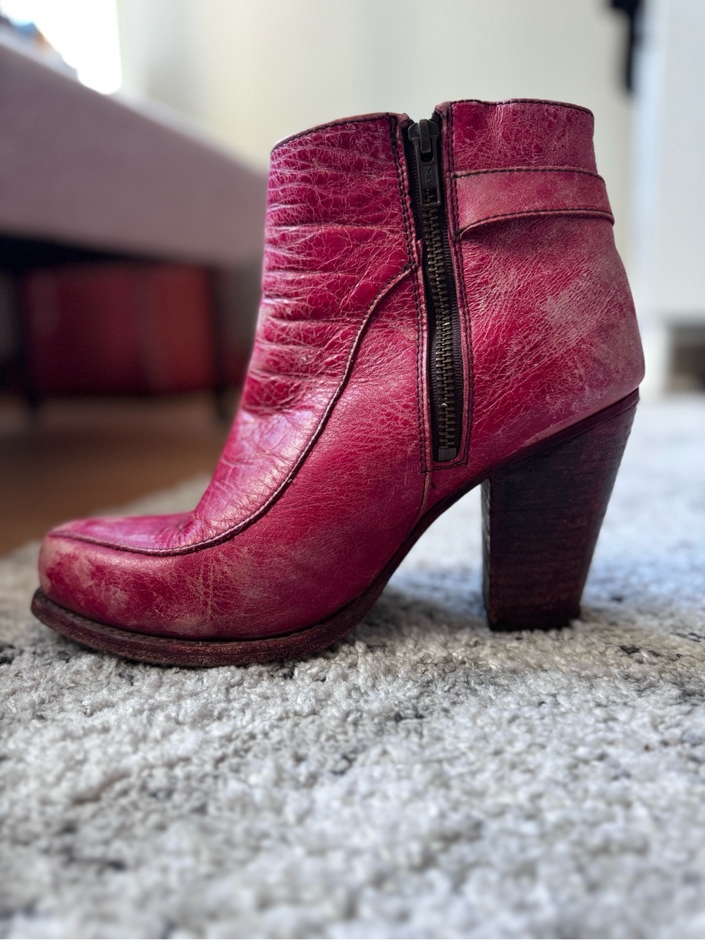 Bed Stü Women's distressed red(pink) Leather Ankle Boot with Side Zip